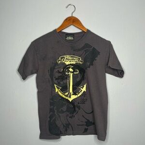Disney Pirates of the Caribbean Dead Man’s Chest Grey Graphic Tee AA